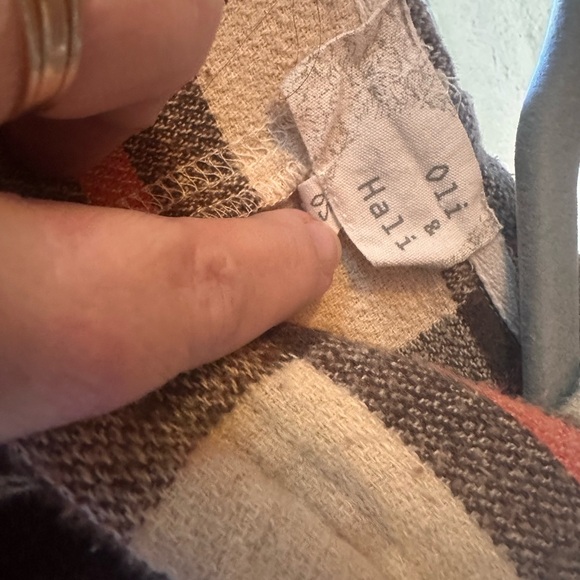 Hooded boho style poncho style oversized flannel top - Picture 4 of 4